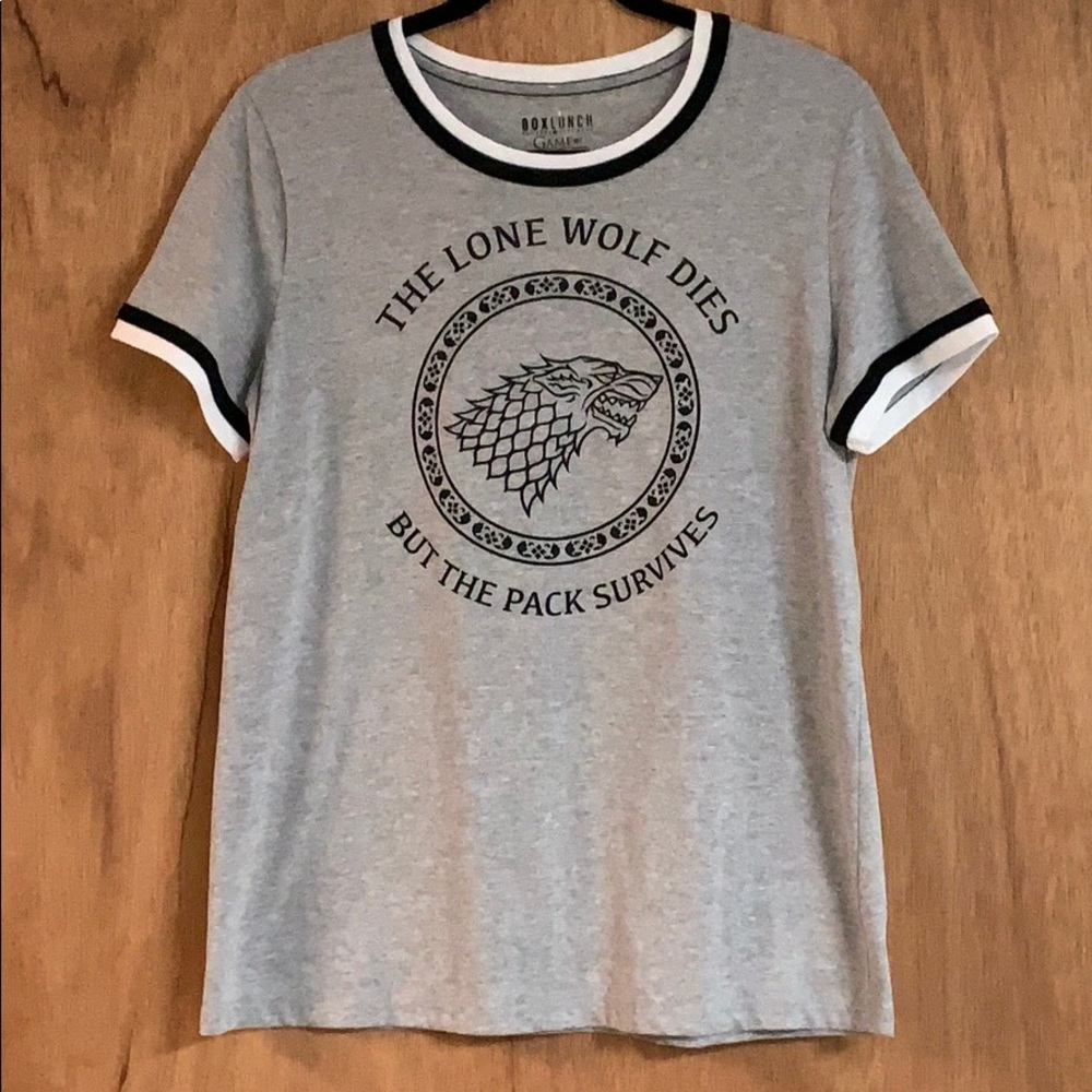 GAME OF THRONES BOXLUNCH Lone Wolf RINGER TEE! - Picture 1 of 4